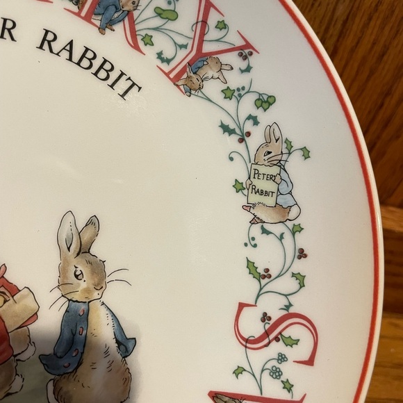 Beatrix Potter Peter Rabbit Wedgwood Christmas Plate 1991 - Picture 5 of 8